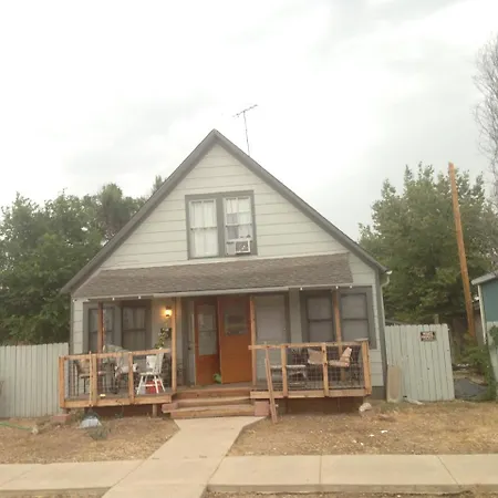 Rooms In My House And Separate Apt On 13Th Street Self Catering